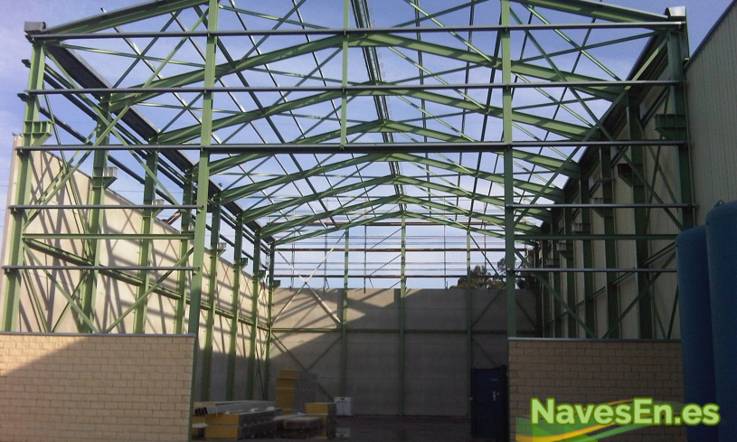 Las estructuras prefabricadas hacen que obtengamos naves baratas